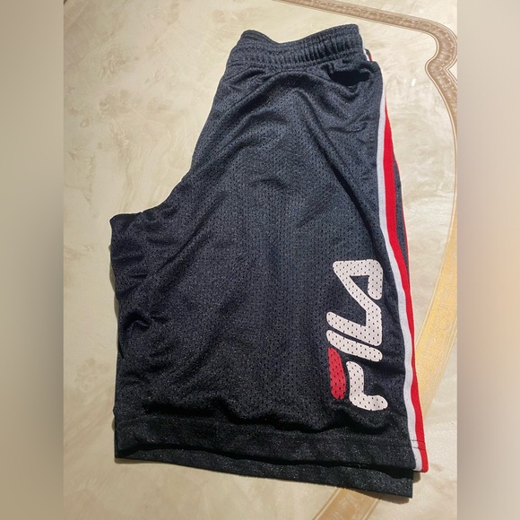 Men’s FILA shorts - Picture 1 of 6
